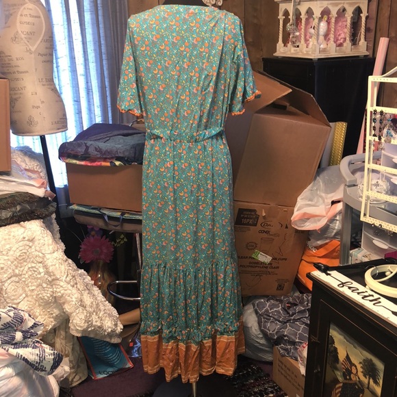 Beautiful Long Women’s Dress with Tassels - Picture 5 of 15